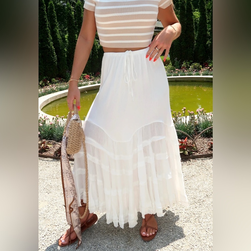 CAPE COD TIERED MAXI SKIRT WHITE